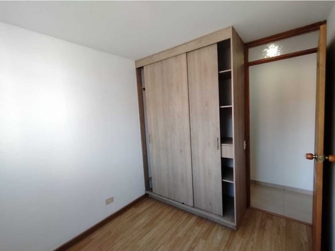 Apartamento de 3 alcobas en venta en El Tambo, La Ceja, 60 m² · foto 6 de 9