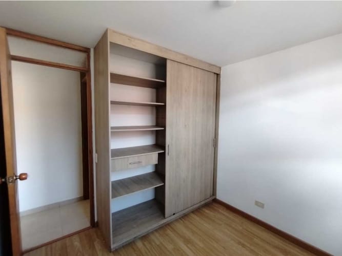 Apartamento de 3 alcobas en venta en El Tambo, La Ceja, 60 m² · foto 7 de 9