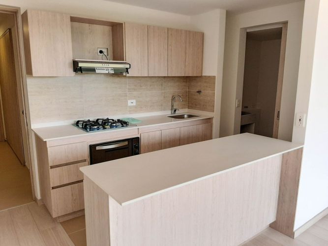 Apartamento de 2 alcobas en arriendo en Rionegro, 60 m² · foto 2 de 9