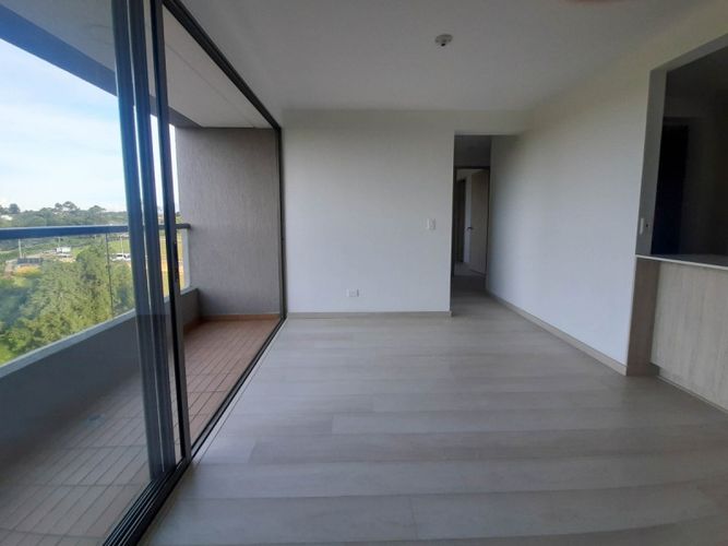 Apartamento de 2 alcobas en arriendo en Rionegro, 60 m² · foto 3 de 9