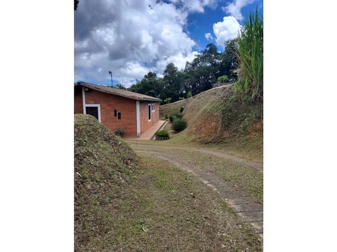 Finca en venta en Santa Elena, Medellín, 130 m² · foto 6 de 24