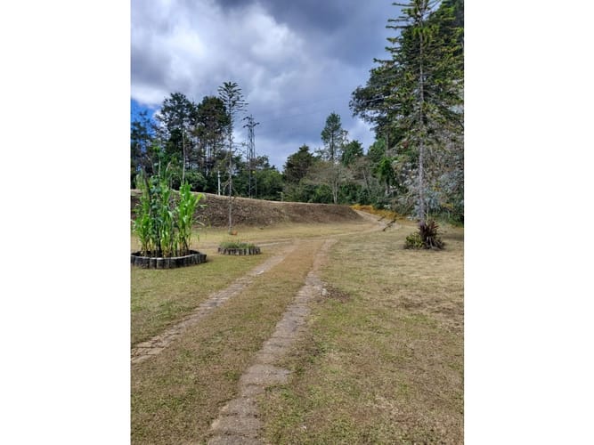Finca en venta en Santa Elena, Medellín, 130 m² · foto 17 de 24