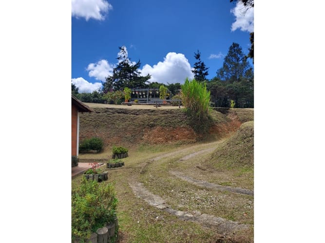 Finca en venta en Santa Elena, Medellín, 130 m² · foto 22 de 24