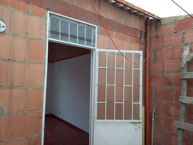 Casa de 3 alcobas en venta en San Mateo, Soacha, 58 m² · foto 23 de 24