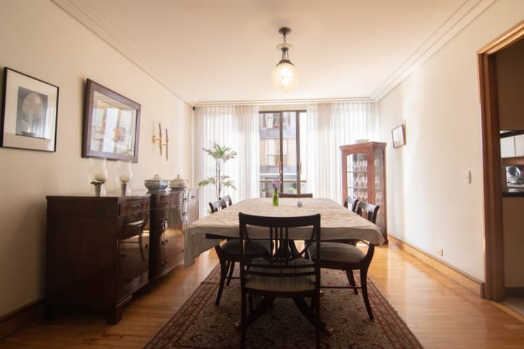 Apartamento de 3 alcobas en venta en El Poblado, Medellín, 233 m² · foto 5 de 18