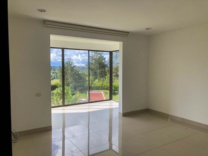 Casa de 3 alcobas en venta en El Carmen De Viboral, El Carmen de Viboral, 350 m² · foto 13 de 17