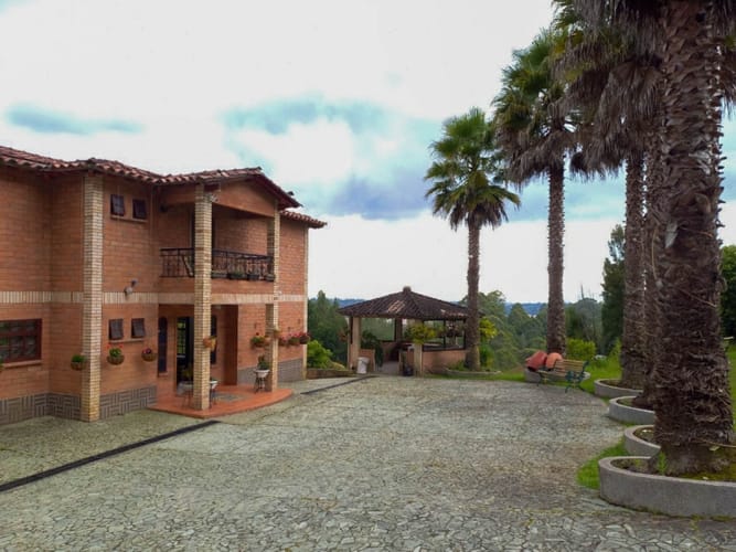 Casa de 3 alcobas en venta en El Porvenir, Rionegro, 380 m² · foto 16 de 24