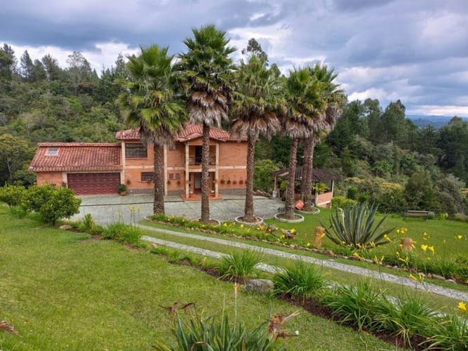 Casa de 3 alcobas en venta en El Porvenir, Rionegro, 380 m² · foto 24 de 24
