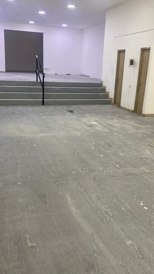 Local en arriendo en Diego Echavarría, Medellín, 190 m² · foto 2 de 3