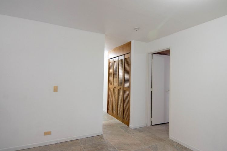 Apartamento de 2 alcobas en venta en San Lucas, Medellín, 99 m² · foto 7 de 24