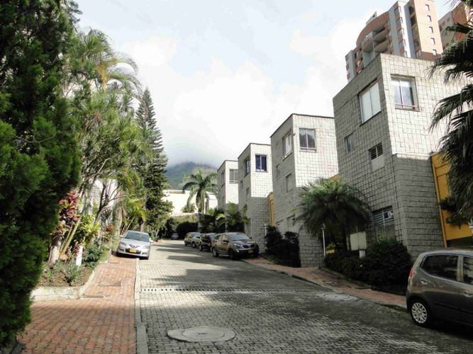 Casa de 3 alcobas en venta en El Poblado, Medellín, 175 m² · foto 12 de 15