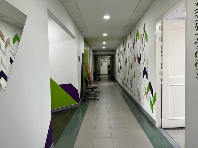 Oficina en venta en La Aguacatala, Medellín, 360 m² · foto 12 de 19