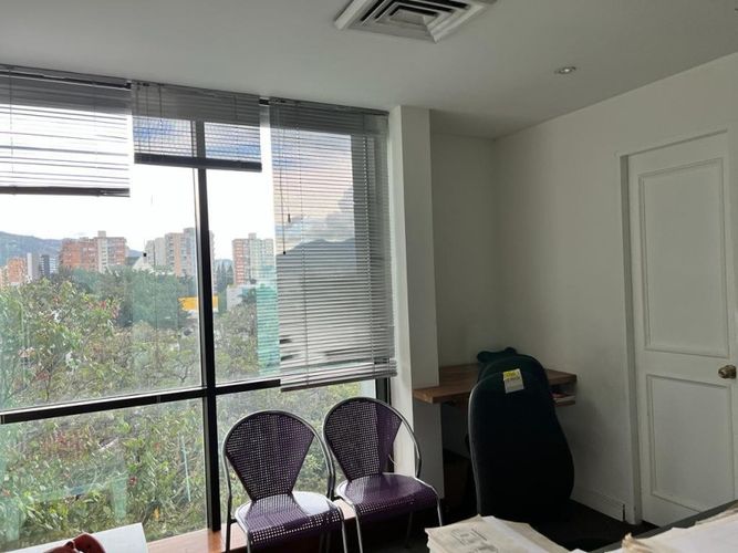 Oficina en venta en La Aguacatala, Medellín, 360 m² · foto 16 de 19