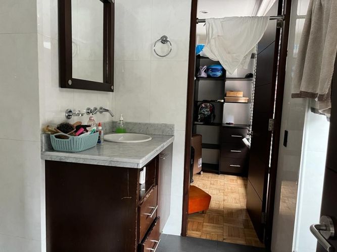 Apartamento de 5 alcobas en venta en Patio Bonito, Medellín, 306 m² · foto 5 de 19