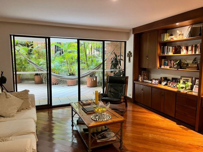 Apartamento de 4 alcobas en venta en Alejandría, Medellín, 316 m² · foto 6 de 24