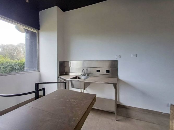 Local en arriendo en Llano Grande, Rionegro, 97 m² · foto 6 de 16