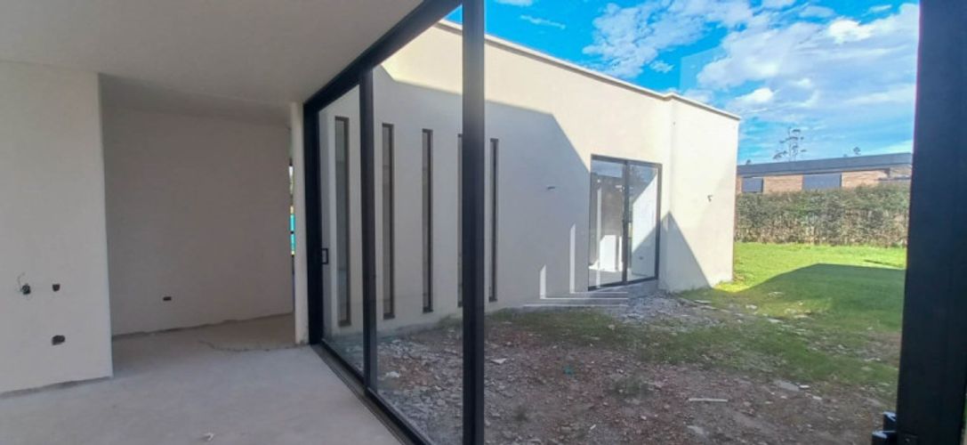 Casa de 4 alcobas en venta en Llano Grande, Rionegro, 322 m² · foto 6 de 13