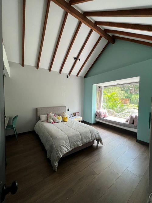 Casa de 3 alcobas en arriendo en El Chocho, Medellín, 308 m² · foto 3 de 24