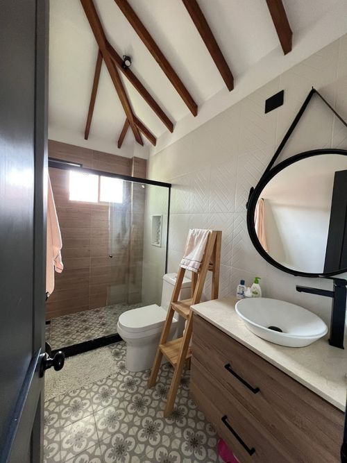 Casa de 3 alcobas en arriendo en El Chocho, Medellín, 308 m² · foto 4 de 24