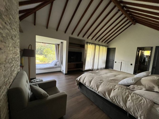 Casa de 3 alcobas en arriendo en El Chocho, Medellín, 308 m² · foto 13 de 24