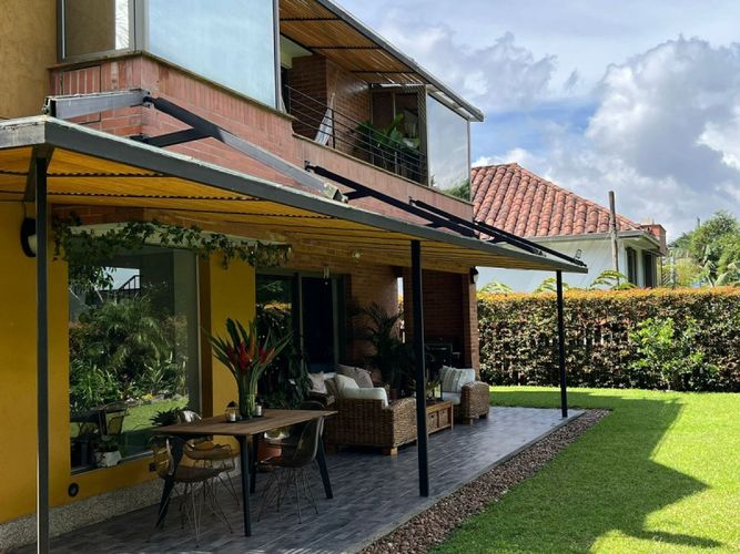 Casa de 3 alcobas en arriendo en El Chocho, Medellín, 308 m² · foto 24 de 24
