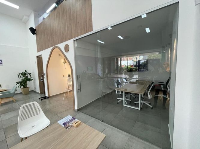 Local en arriendo en El Poblado, Medellín, 100 m² · foto 12 de 23