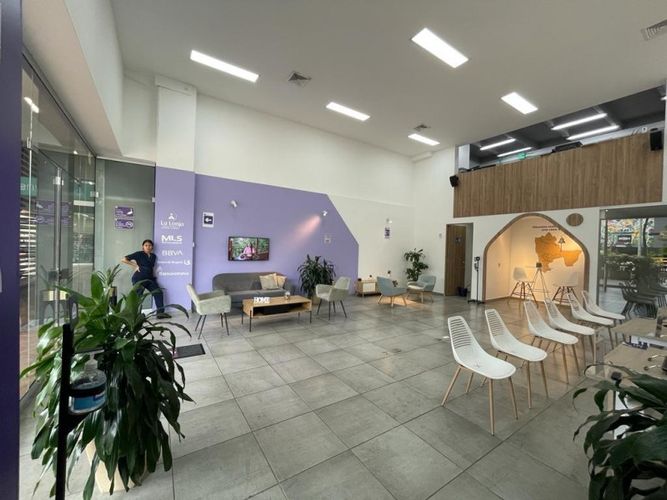 Local en arriendo en El Poblado, Medellín, 100 m² · foto 13 de 23