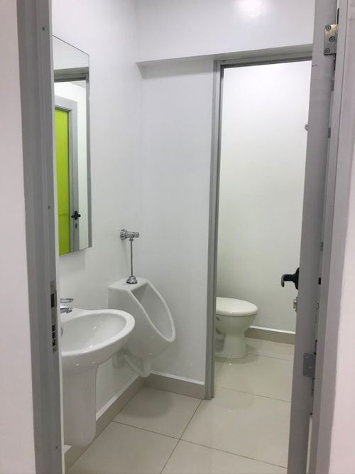 Local en arriendo en El Poblado, Medellín, 100 m² · foto 22 de 23