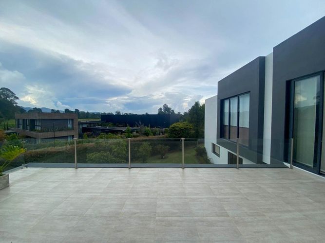 Casa de 5 alcobas en venta en El Porvenir, Rionegro, 800 m² · foto 19 de 24