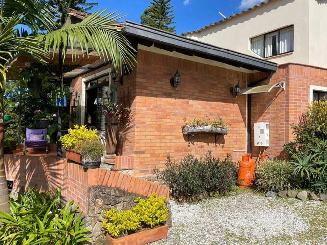 Finca en venta en Llano Grande, Rionegro, 290 m² · foto 2 de 23