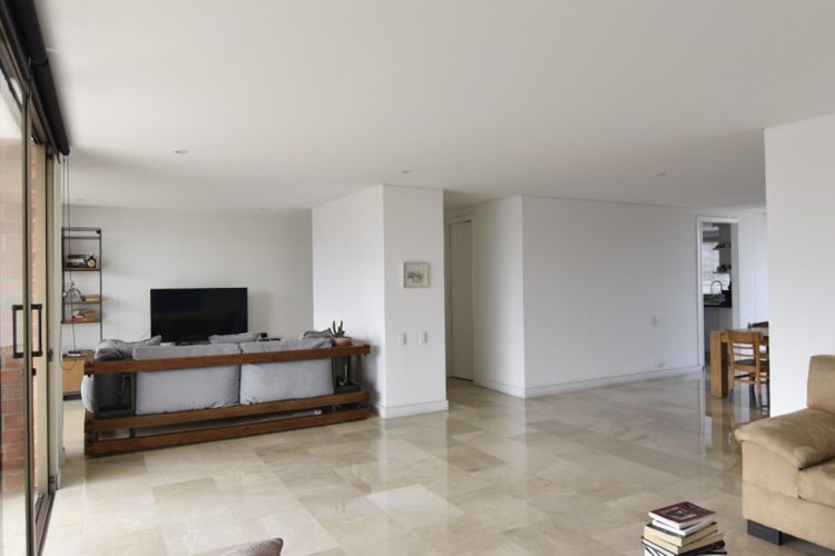 Apartamento de 2 alcobas en venta en Boston, Medellín, 190 m² · foto 18 de 23