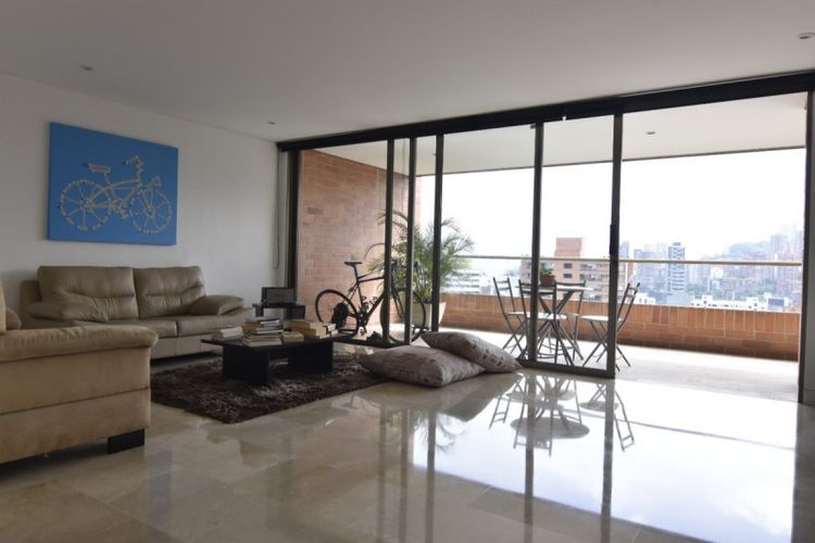 Apartamento de 2 alcobas en venta en Boston, Medellín, 190 m² · foto 22 de 23