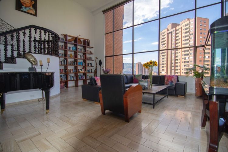Apartamento de 4 alcobas en venta en Los Balsos, Medellín, 378 m² · foto 10 de 17