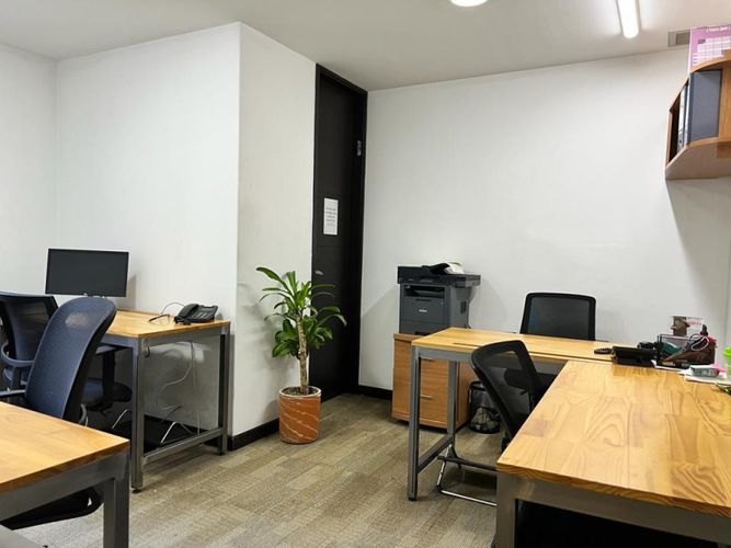 Oficina en venta en Las Palmas, Medellín, 400 m² · foto 4 de 22