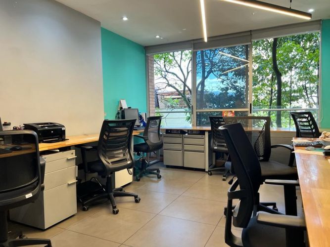 Oficina en venta en Las Palmas, Medellín, 400 m² · foto 13 de 22