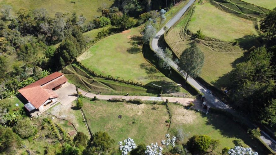 Lote en arriendo en El Porvenir, Rionegro, 250 m² · foto 3 de 18
