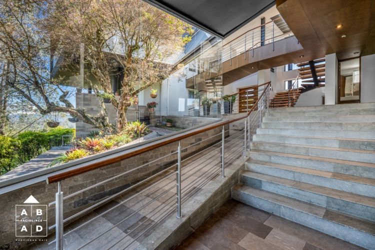 Casa de 4 alcobas en venta en La Convencion, Rionegro, 734 m² · foto 10 de 22