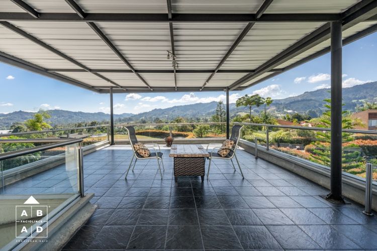 Casa de 4 alcobas en venta en La Convencion, Rionegro, 734 m² · foto 17 de 22