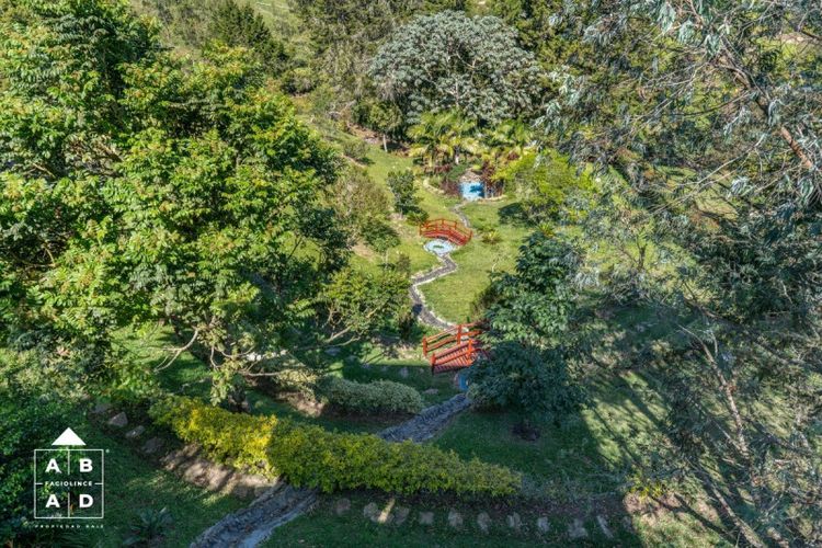 Casa de 4 alcobas en venta en La Convencion, Rionegro, 734 m² · foto 20 de 22