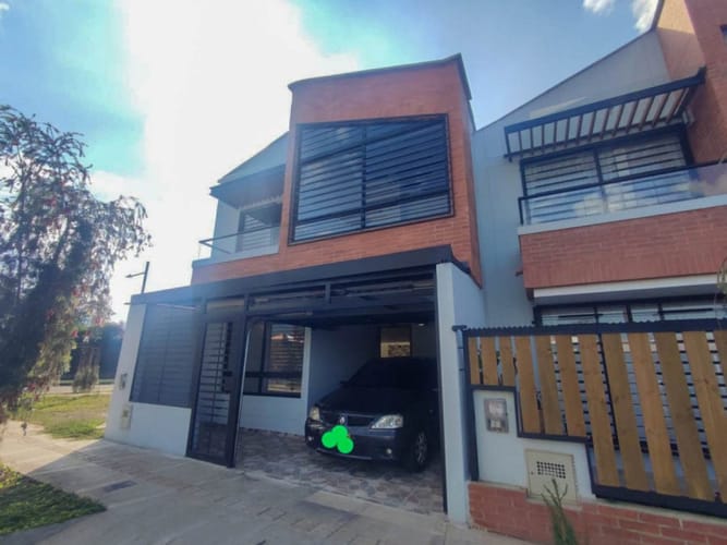 $750.000.000 en La Ceja