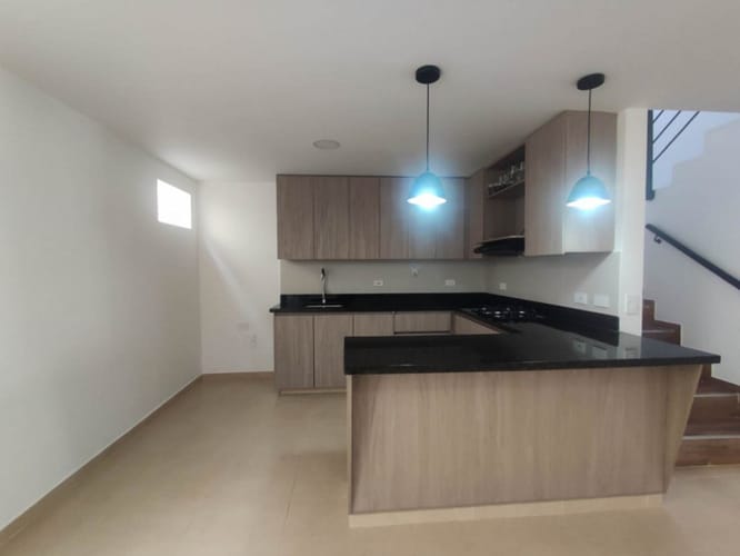 Casa de 3 alcobas en venta en La Ceja, 140 m² · foto 4 de 16