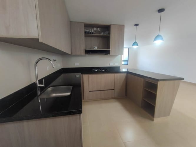 Casa de 3 alcobas en venta en La Ceja, 140 m² · foto 5 de 16