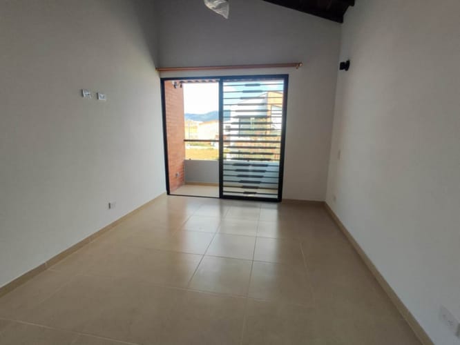 Casa de 3 alcobas en venta en La Ceja, 140 m² · foto 14 de 16