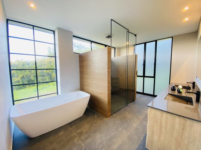 Casa de 4 alcobas en venta en Vía Las Palmas, Envigado, 360 m² · foto 19 de 23