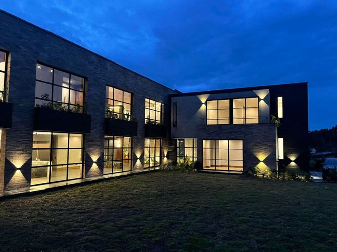Casa de 4 alcobas en venta en Vía Las Palmas, Envigado, 430 m² · foto 11 de 20