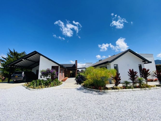 Casa de 4 alcobas en venta en El Carmen De Viboral, El Carmen de Viboral, 400 m² · foto 4 de 24