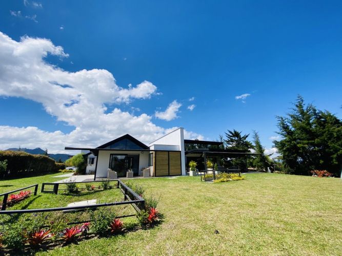 Casa de 4 alcobas en venta en El Carmen De Viboral, El Carmen de Viboral, 400 m² · foto 24 de 24