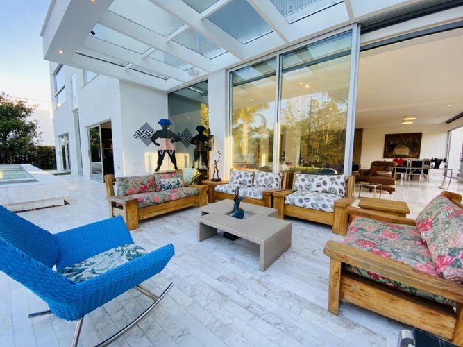 Casa de 7 alcobas en venta en Llano Grande, Rionegro, 1568 m² · foto 8 de 24