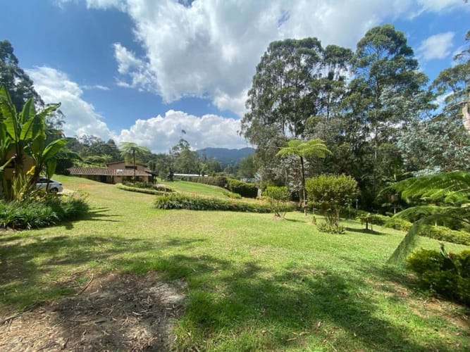 Finca en arriendo en Sajonia, Rionegro, 420 m² · foto 3 de 24