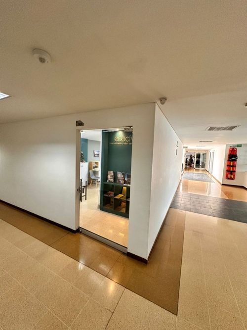 Oficina en venta en Las Acacias, Medellín, 34 m² · foto 10 de 11